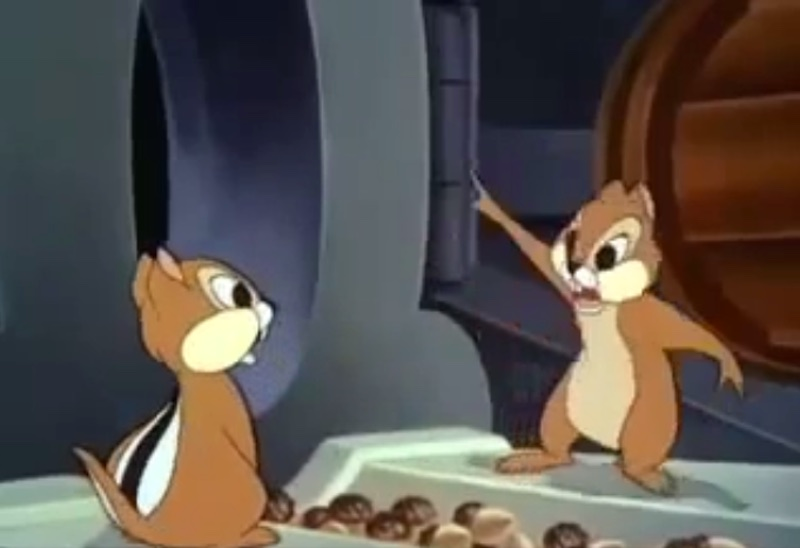Disney’s Chip and Dale in their first short film Private Pluto, from 1943 (Screenshot)